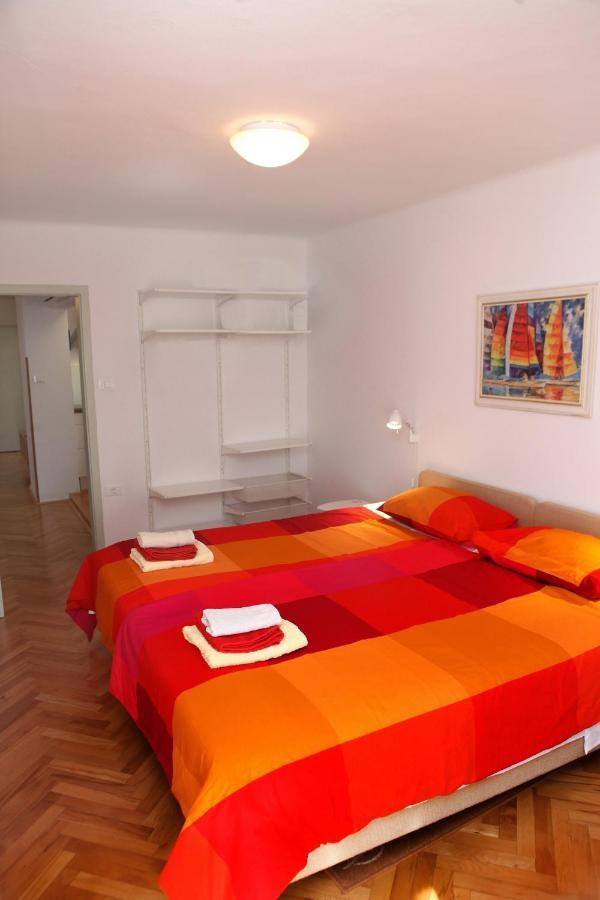 Spacious Piran Central Apartment For 5 Pax Bg Esterno foto