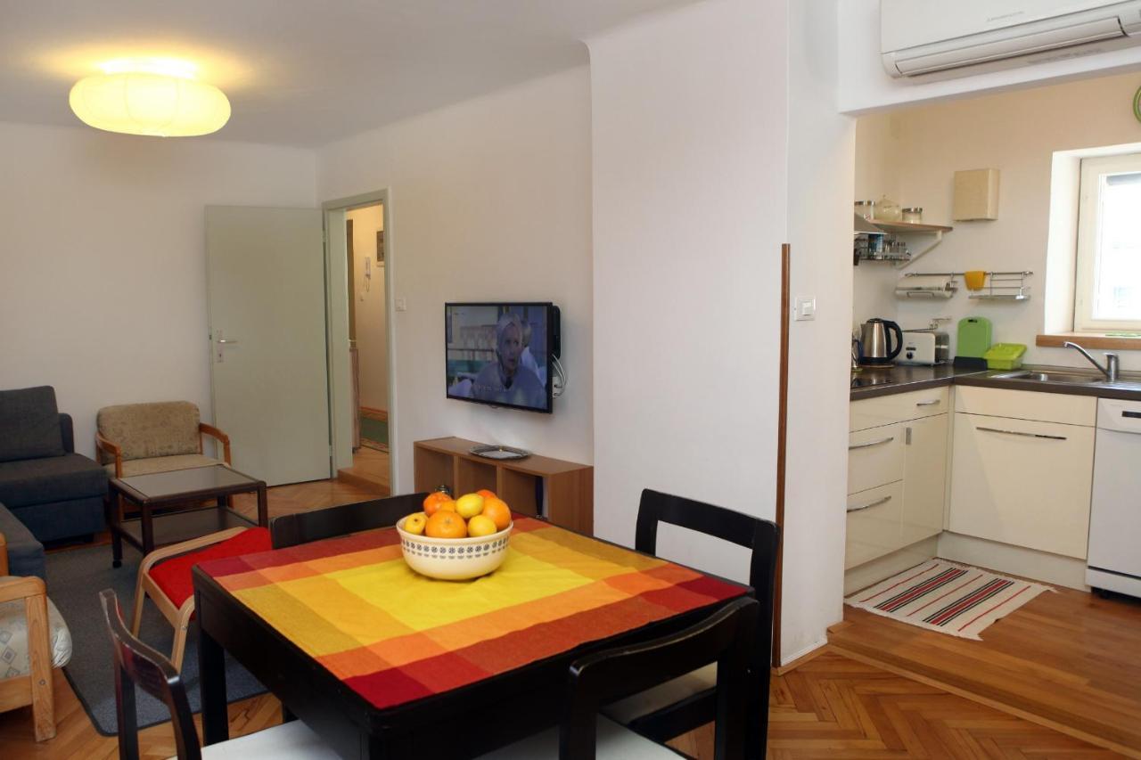 Spacious Piran Central Apartment For 5 Pax Bg Esterno foto